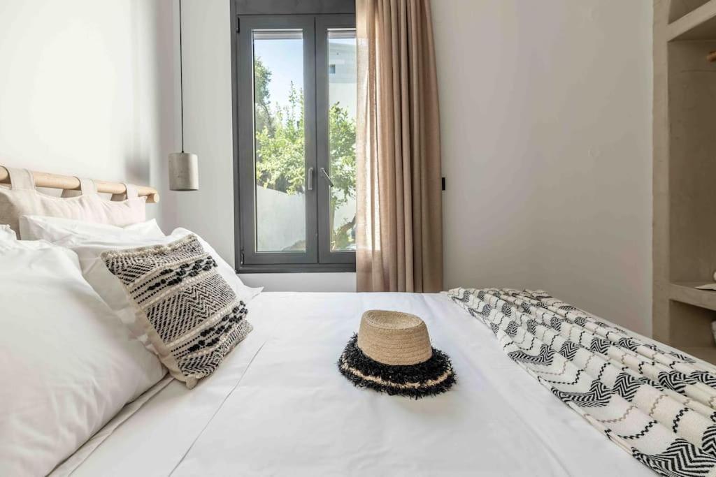 Nikole Cottage House By The Sea Kokkini Hani エクステリア 写真